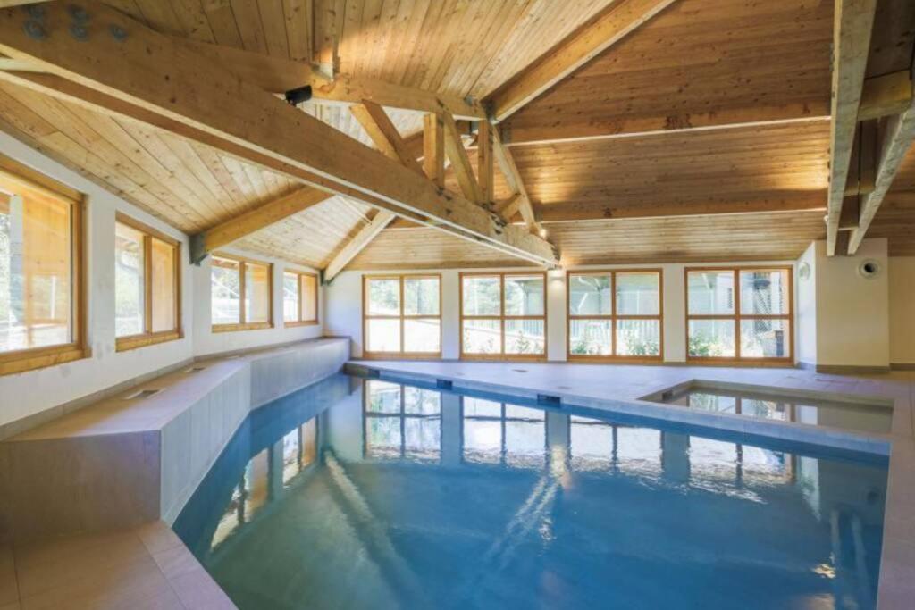Appartement De Charme Dans Residence Avec Piscine La Joue Du Loup เลอเดโวลุย ภายนอก รูปภาพ